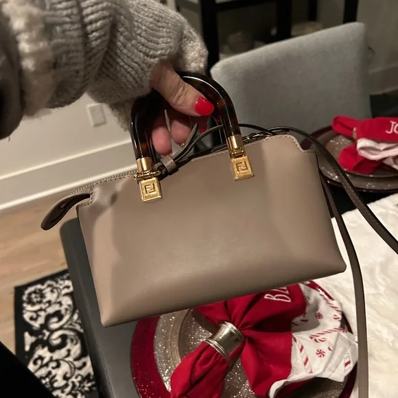 By The Way Mini
Small Boston bag in dove gray leather - Picture 2 of 4